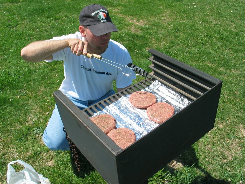 brad-grilling-burgers_10342096_o.jpg