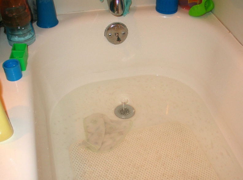bathtub-whirlpool_19982229_o.jpg