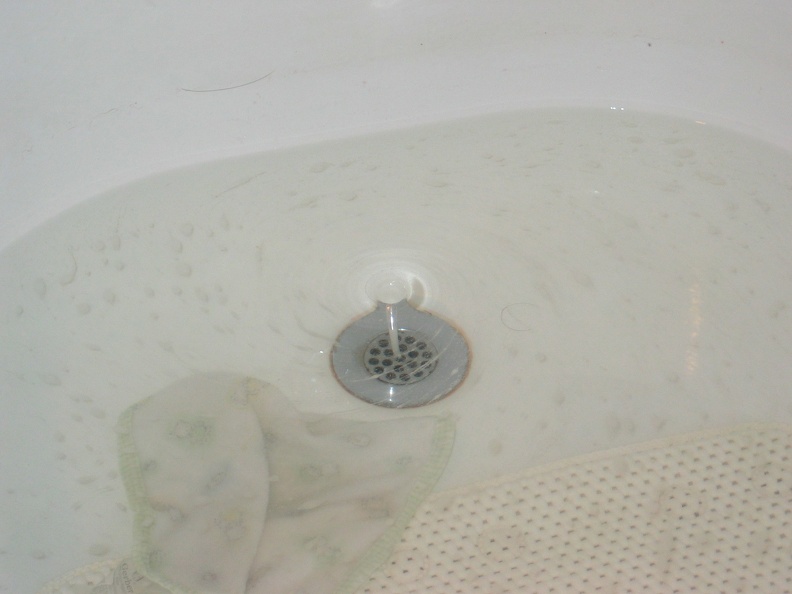 bathtub-whirlpool_19982241_o.jpg