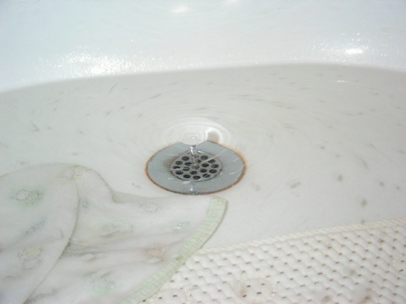 bathtub-whirlpool_19982283_o.jpg
