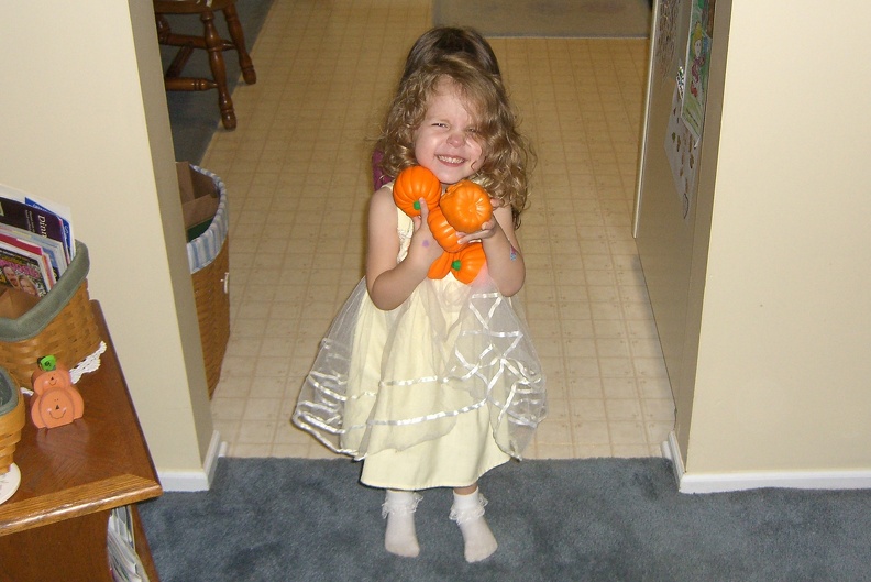 callie-with-pumpkins_265342176_o.jpg