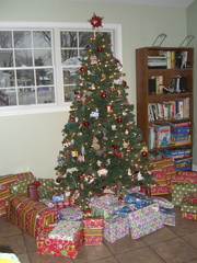 loaded-christmas-tree 4232935793 o