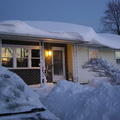 crazy-snow-drifted-roof 4335642285 o