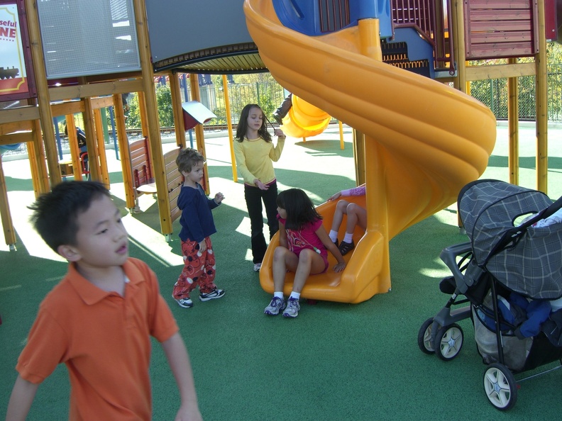 new-playground-at-six-flags_5045762051_o.jpg