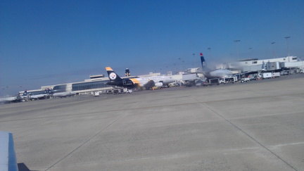 steelers-plane-at-charlotte-airport 6917554657 o