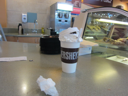 jasons-hershey-mocha-with-whipped-cream-and-chocolate-chips 7616218592 o