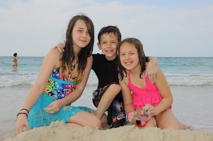 kids-on-the-beach 8430555822 o